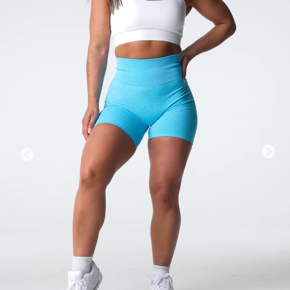 NVGTN workout shorts - Picture 3 of 9